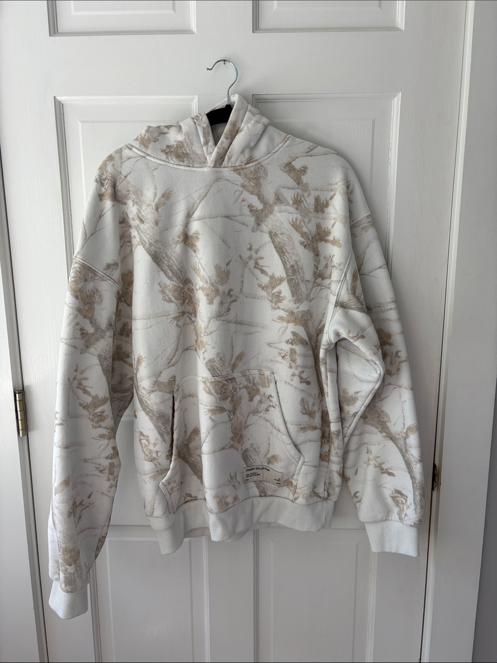 Comfrt camo hoodie